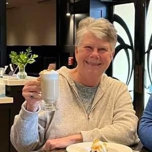 Meet your Posher, Marilyn